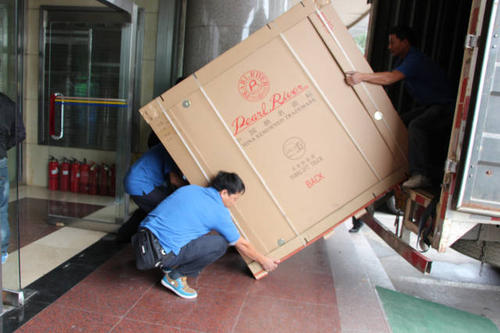 响水镇钢琴贵重工艺品无忧运